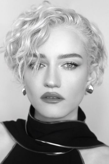 Julia Garner